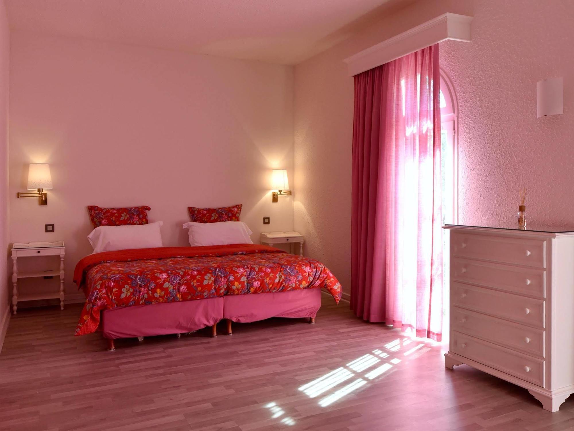Hotel Moulin De La Roque