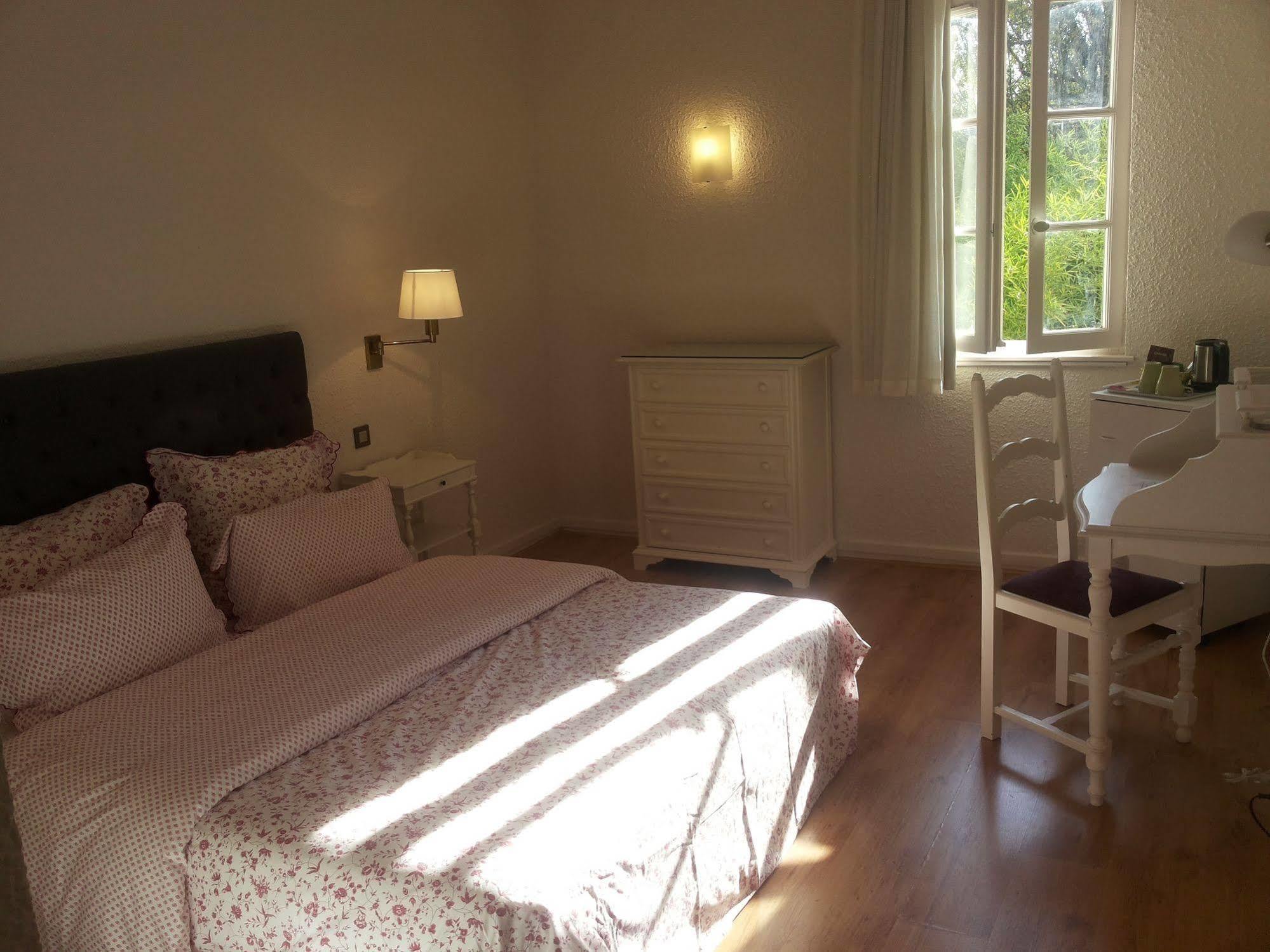 Hotel Moulin De La Roque 3*