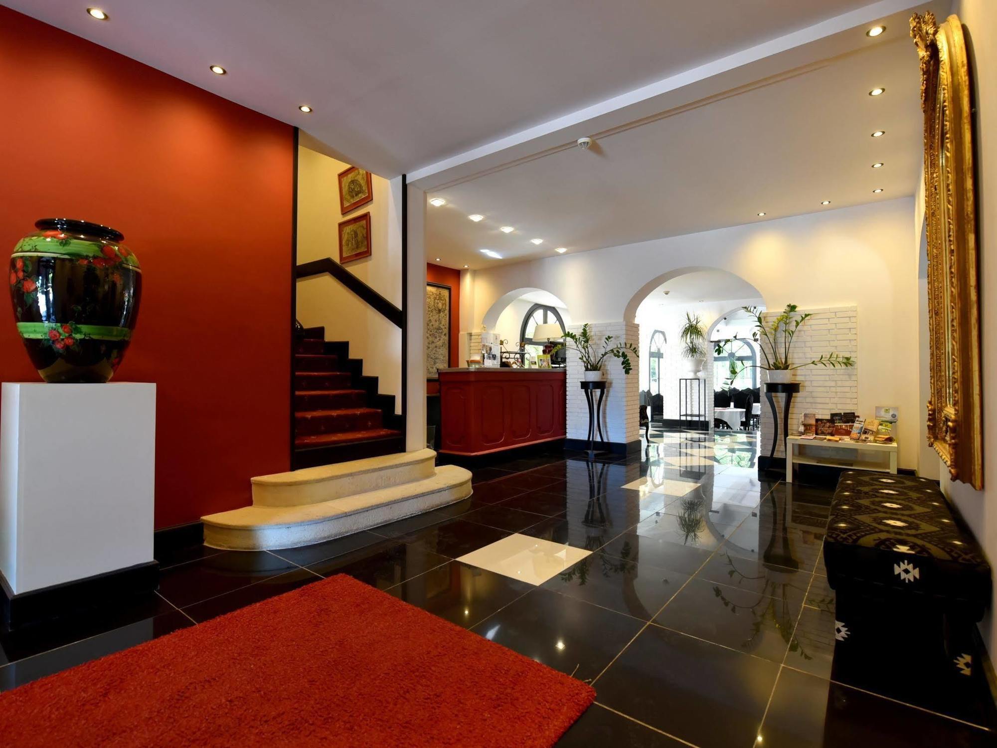 Moulin De La Roque Hotel